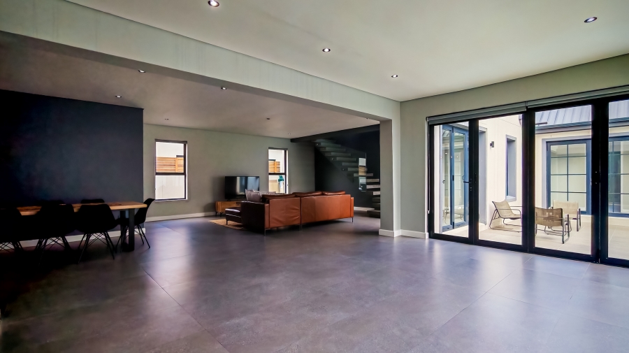 4 Bedroom Property for Sale in Sitari Country Estate Western Cape